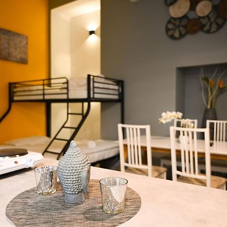 Charming Domicile Wien Allerheiligenplatz Viena Exterior foto
