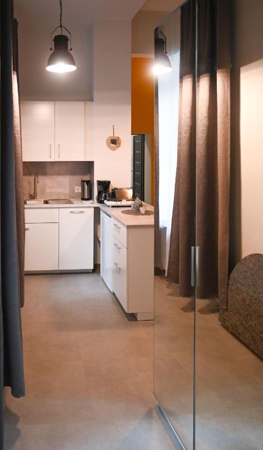Charming Domicile Wien Allerheiligenplatz Viena Exterior foto