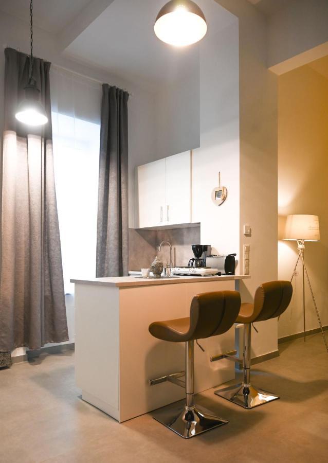 Charming Domicile Wien Allerheiligenplatz Viena Exterior foto